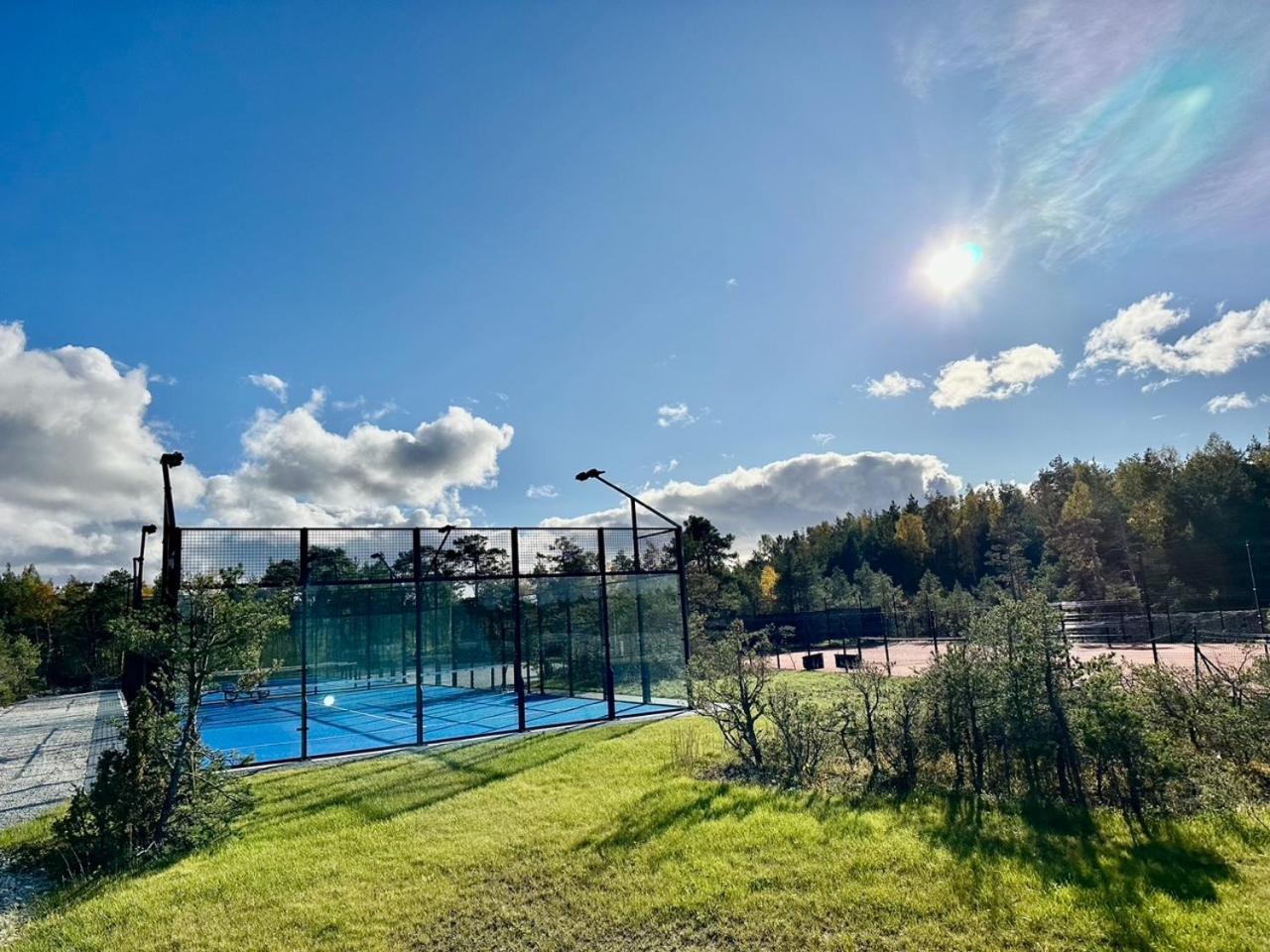 Hapsal Holiday Homes Екстер'єр фото